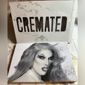 Jeffree Star Cremated BNIB Artistry Eyeshadow Palette NEW HOT